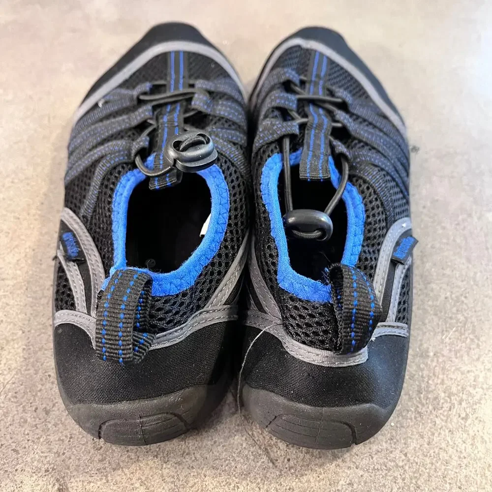 Black blue outdoor swim water shoes big boys size 5 hard sole great conditions